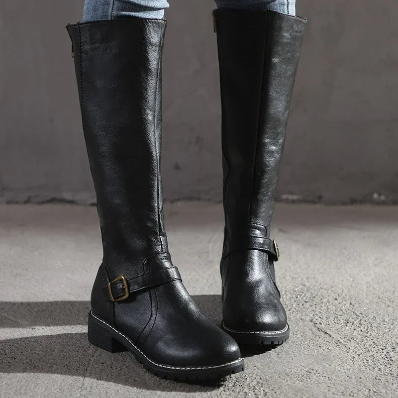Women's Knee-High Boots – Snug Fit – Buckle – Durable Leather Look