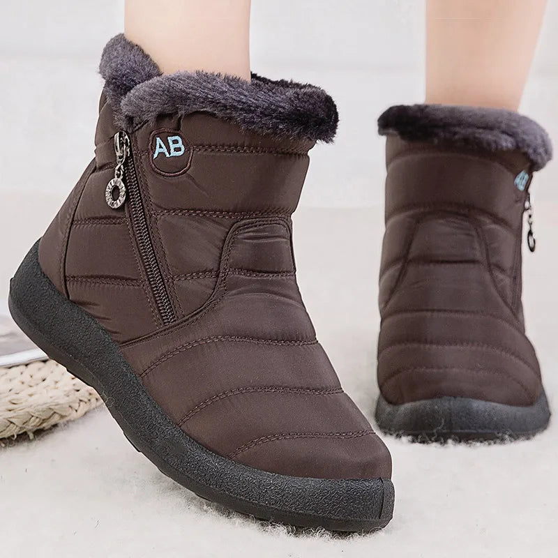 Women's Snow Boots – Mid-Calf – Water-Repellent – Fur-Lined – Zipper Closure