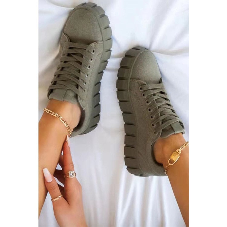 Women's Sneakers – Platform Soles – Supportive Fit – Breathable Material – Trendy Design