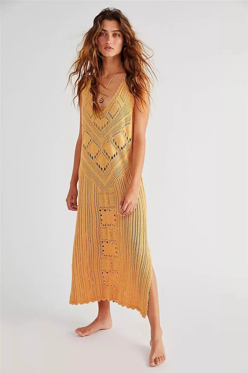 Women's Dress in Mesh – Relaxed Fit – V-Neck – Geometric Knit – Split