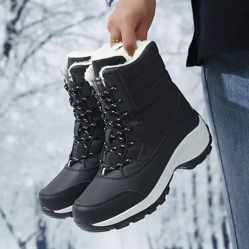 Women's Snow Boots – Mid-Calf – Water-Repellent – Lined with Faux Fur – Lace-Up – Platform Sole