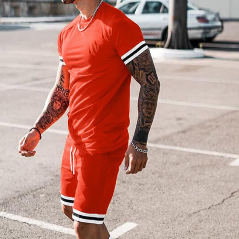 Men's Two-Piece Set - Short-Sleeved Round Neck T-Shirt - Elastic Drawstring Shorts