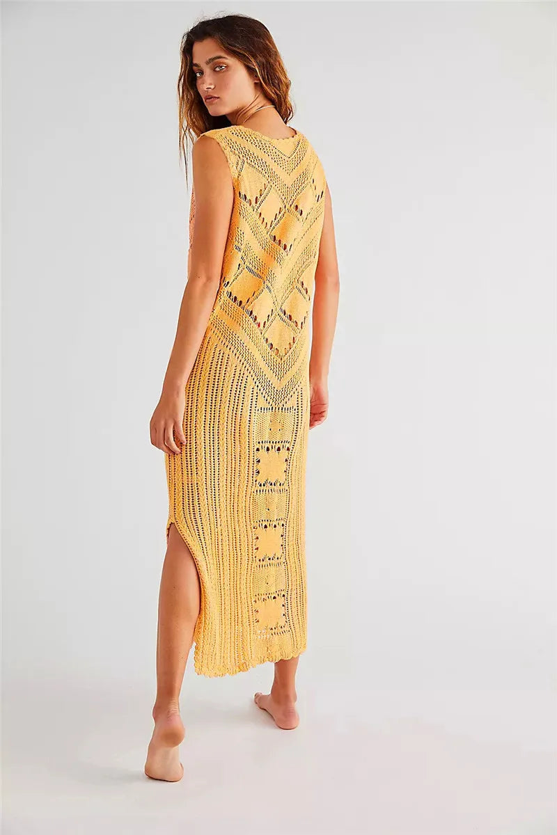 Women's Dress in Mesh – Relaxed Fit – V-Neck – Geometric Knit – Split