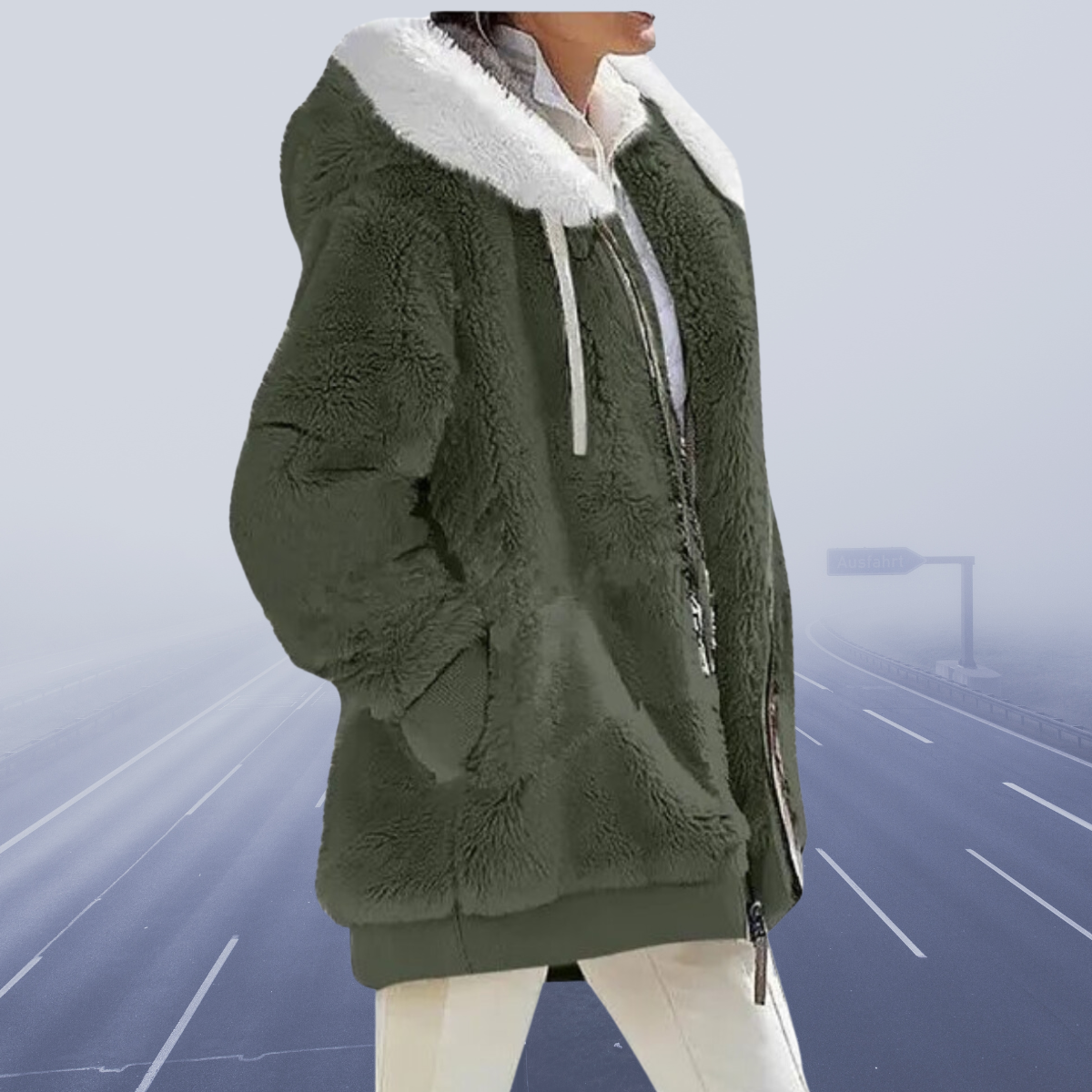 Dame Faux Fur Jakke - Hette med Kontrastfôr - Glidelåslukking - Varme og Komfort