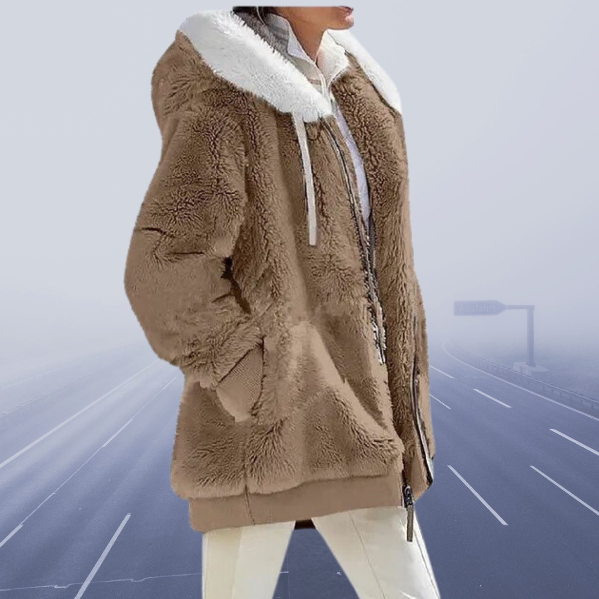 Dame Faux Fur Jakke - Hette med Kontrastfôr - Glidelåslukking - Varme og Komfort