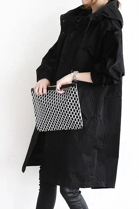 Dame Trenchcoat - Lang Passform - Hette og Knapper - Justerbare Mansjetter - Lommer