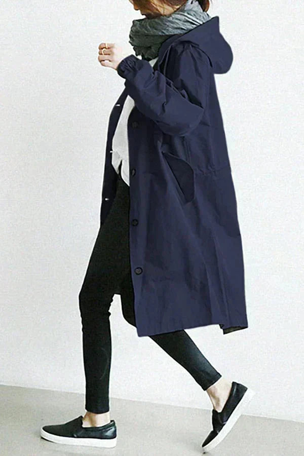 Dame Trenchcoat - Lang Passform - Hette og Knapper - Justerbare Mansjetter - Lommer