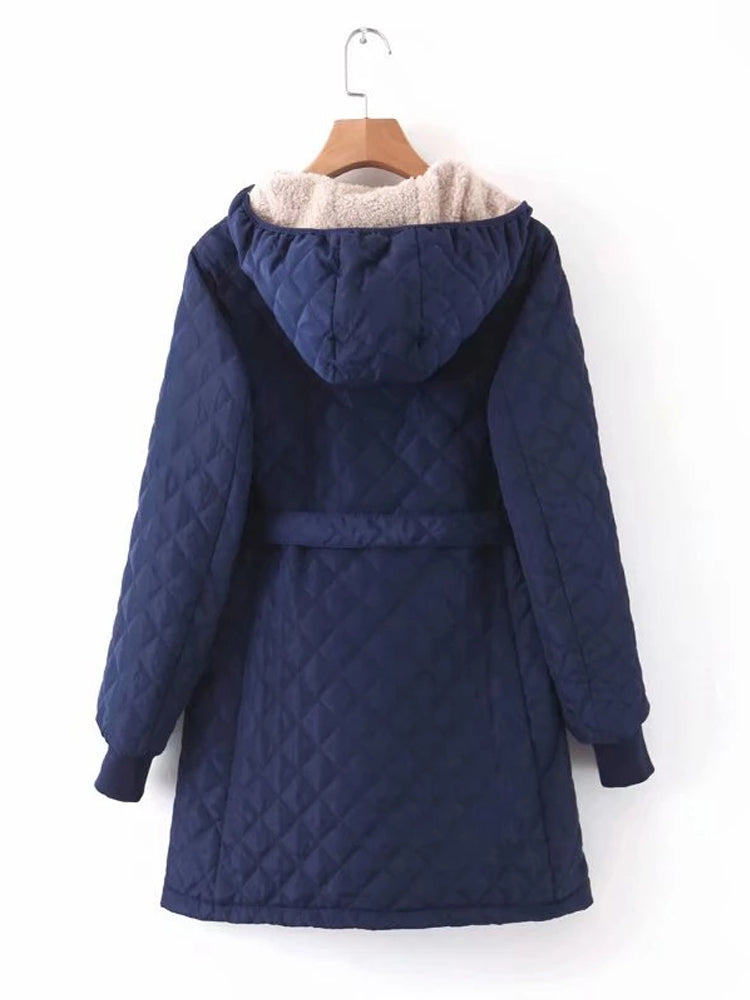 Dame Parkas - Lang Quilted Jakke med Hette - Vattert og Fôret - Knytebelte for Perfekt Passform