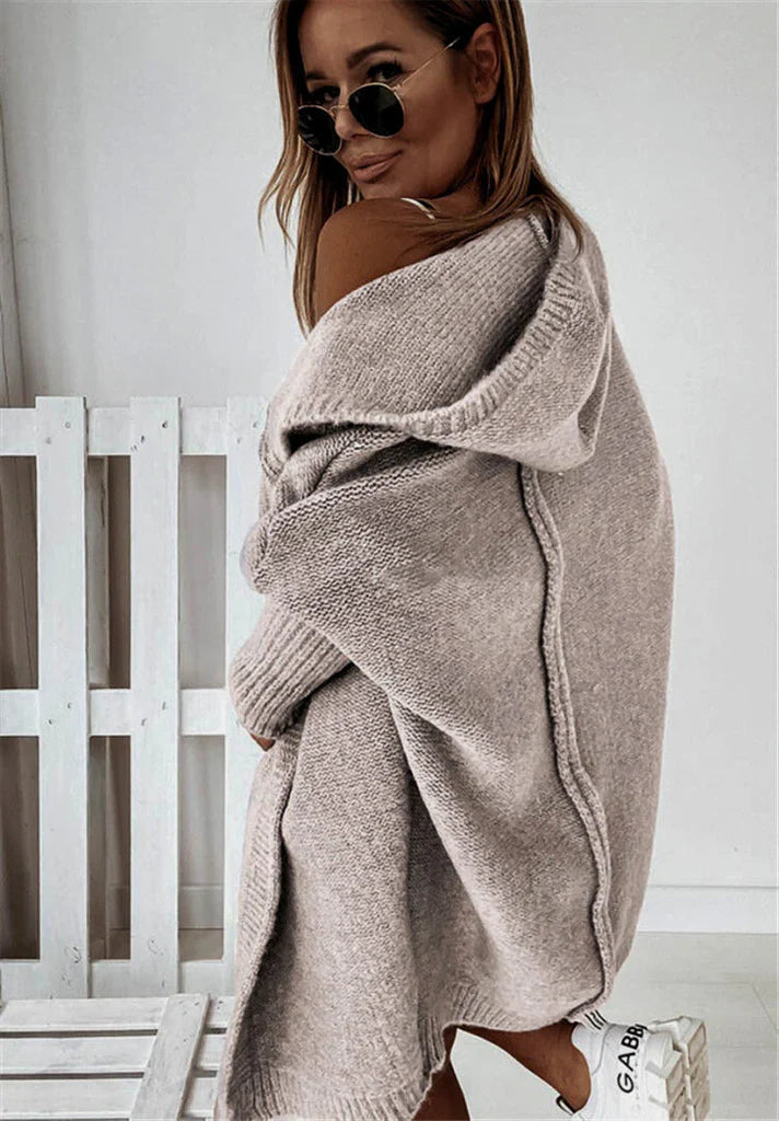 Women's Cardigan – Oversized Fit – Knitted Wool Blend – Hood and Open Front