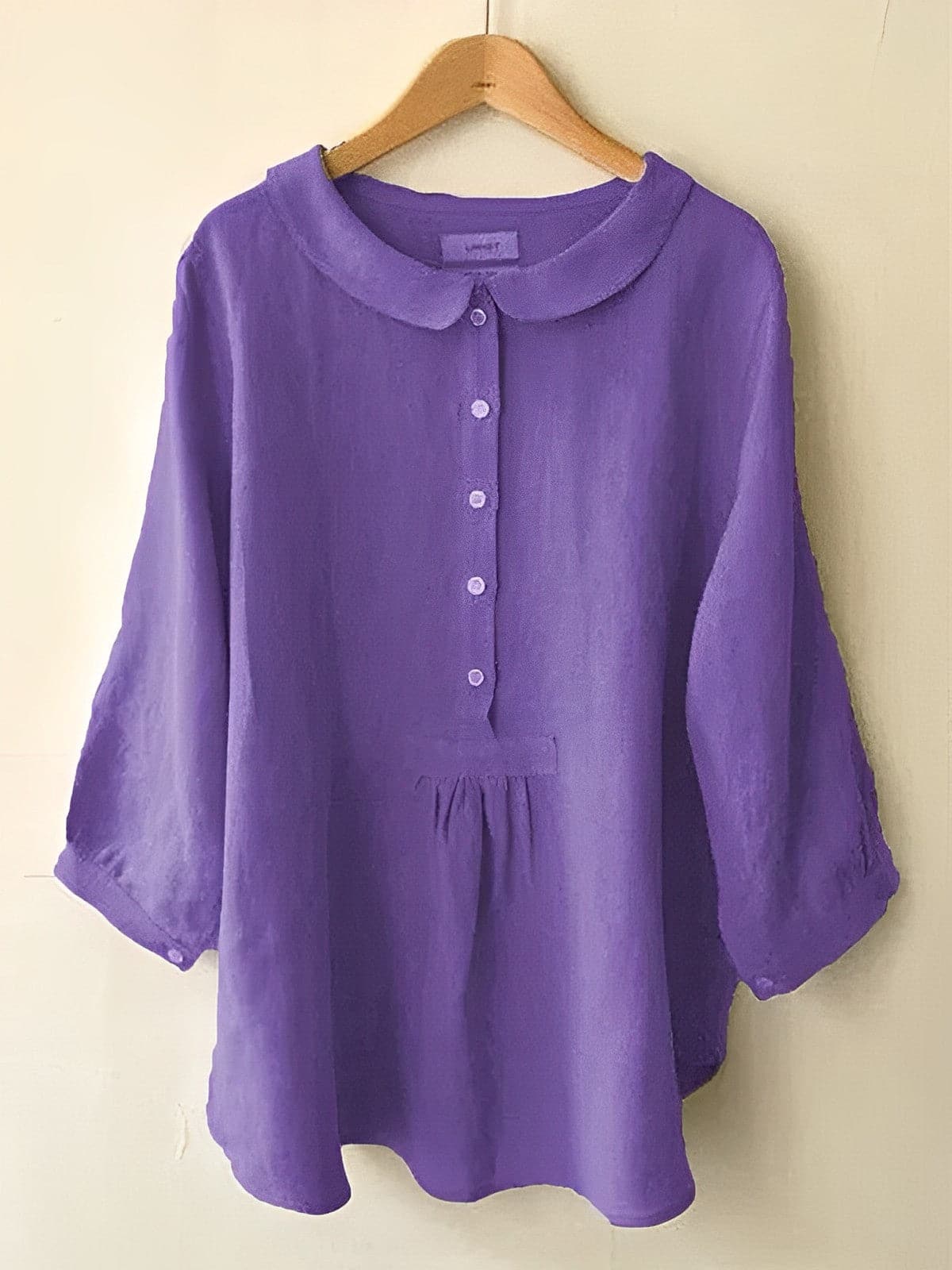Women's Blouse - Light and Airy - Peter Pan Collar - 3/4 Sleeves - Button Closure