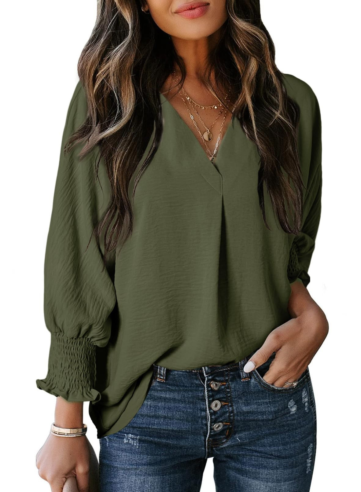 Women's T-shirt – V-neck – 3/4 sleeves – Loose fit – Soft knit – Everyday use