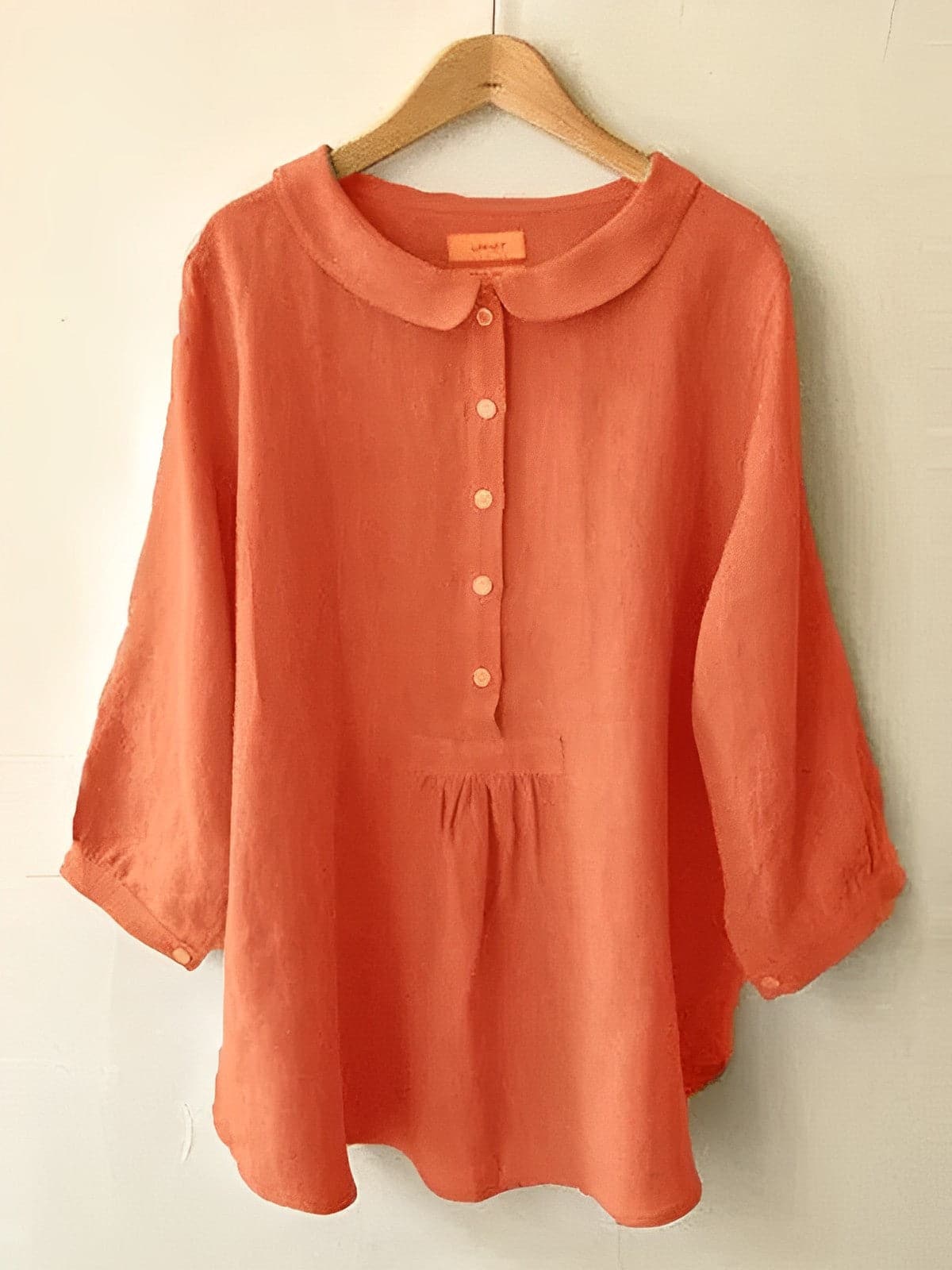 Women's Blouse - Light and Airy - Peter Pan Collar - 3/4 Sleeves - Button Closure