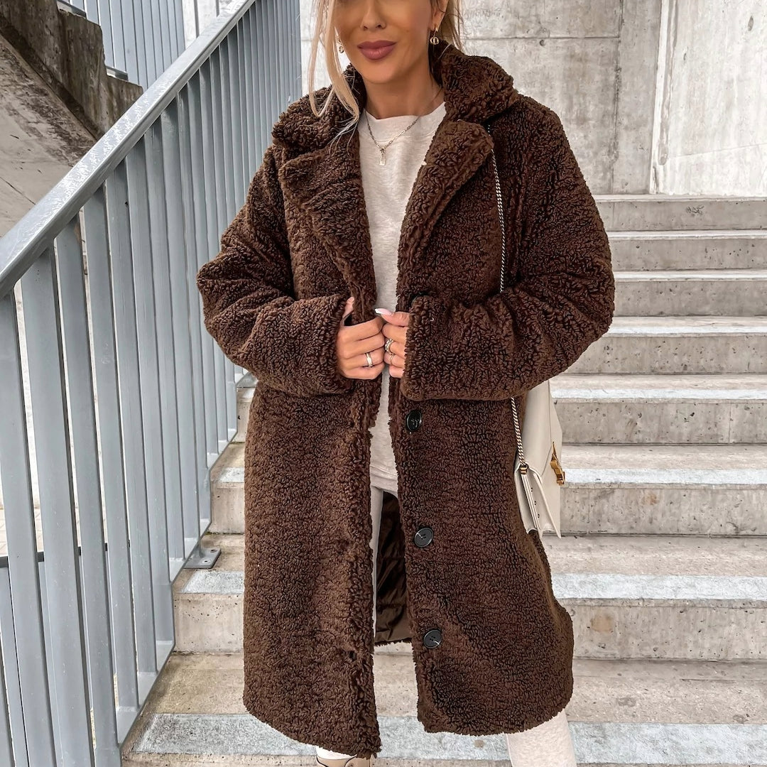 Women's Coat Full Length – Oversized Fit – Sherpa Texture – Button Closure