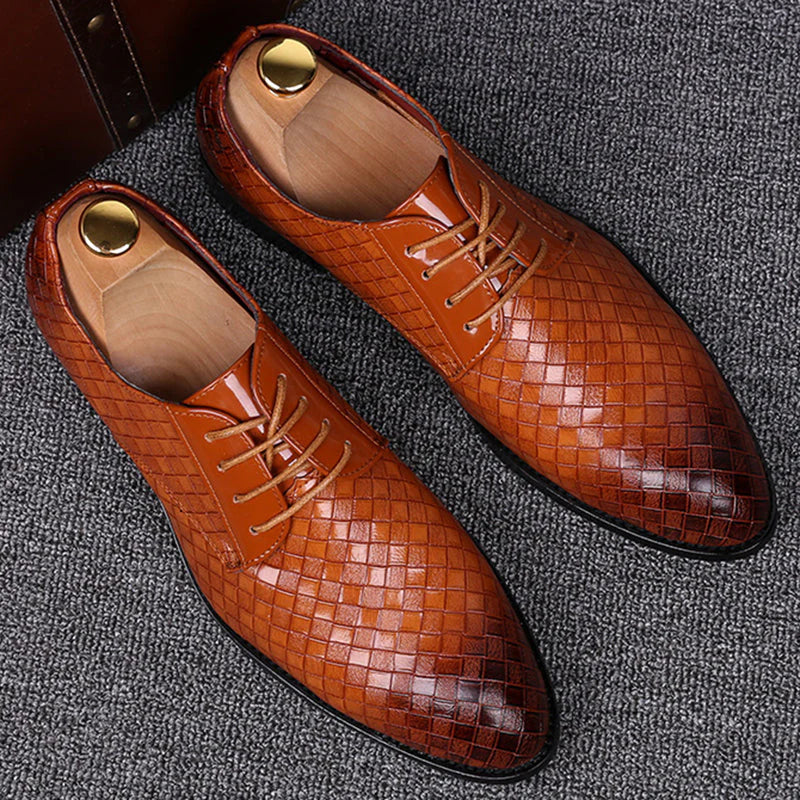 Men's Shoes – Formal Lacing – Streamlined Fit – Woven Leather Texture