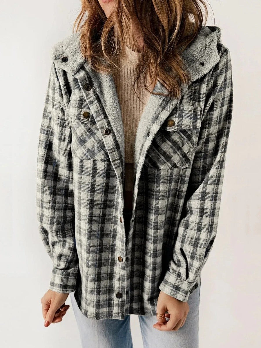 Women's Shacket – Relaxed Fit – Soft Fleece Lining – Checkered Pattern – With Hood