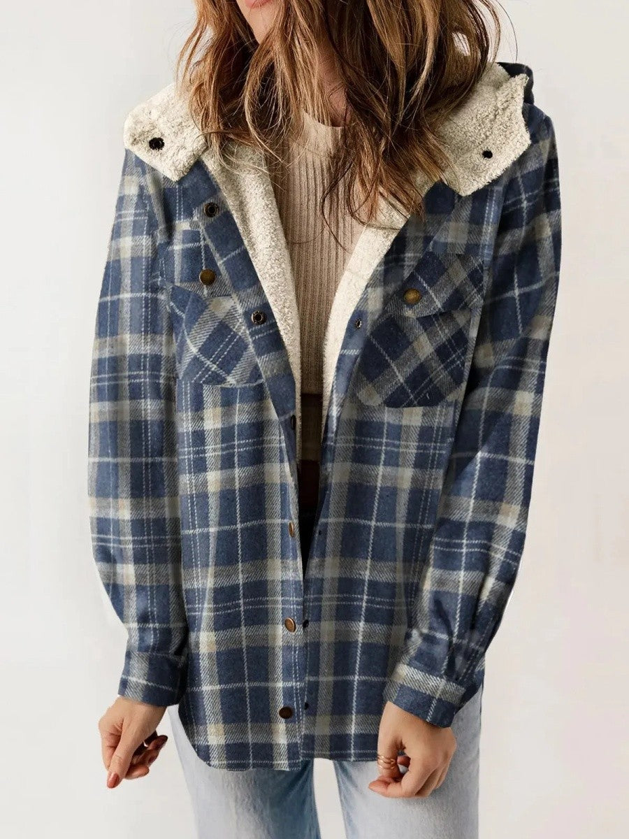 Women's Shacket – Relaxed Fit – Soft Fleece Lining – Checkered Pattern – With Hood