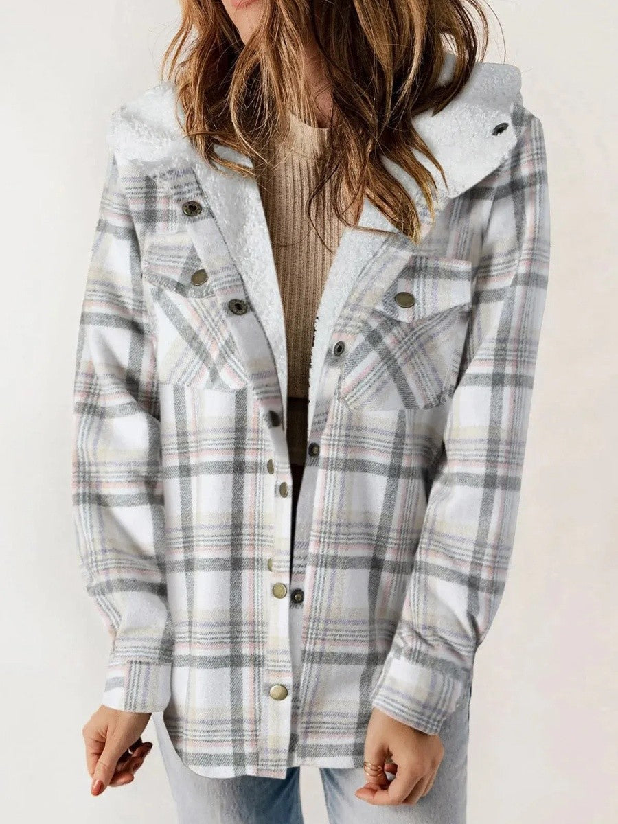 Women's Shacket – Relaxed Fit – Soft Fleece Lining – Checkered Pattern – With Hood