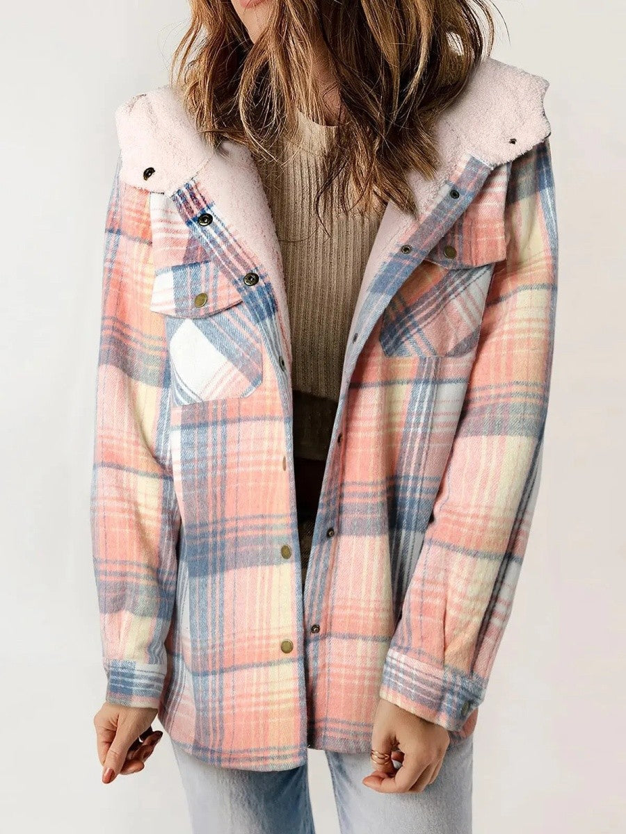 Women's Shacket – Relaxed Fit – Soft Fleece Lining – Checkered Pattern – With Hood