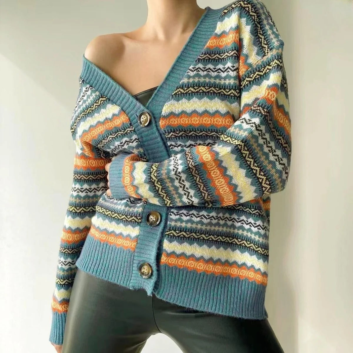 Women's Cardigan – Relaxed Fit – Wool Blend – V-Neck – Patterned Knitted Design