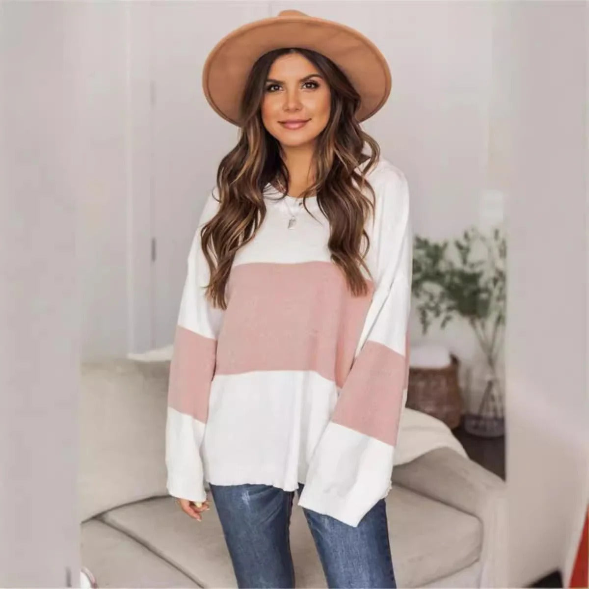 Women's Sweater – Oversized Fit – Knitted Texture – Wide Sleeves – Relaxed Style