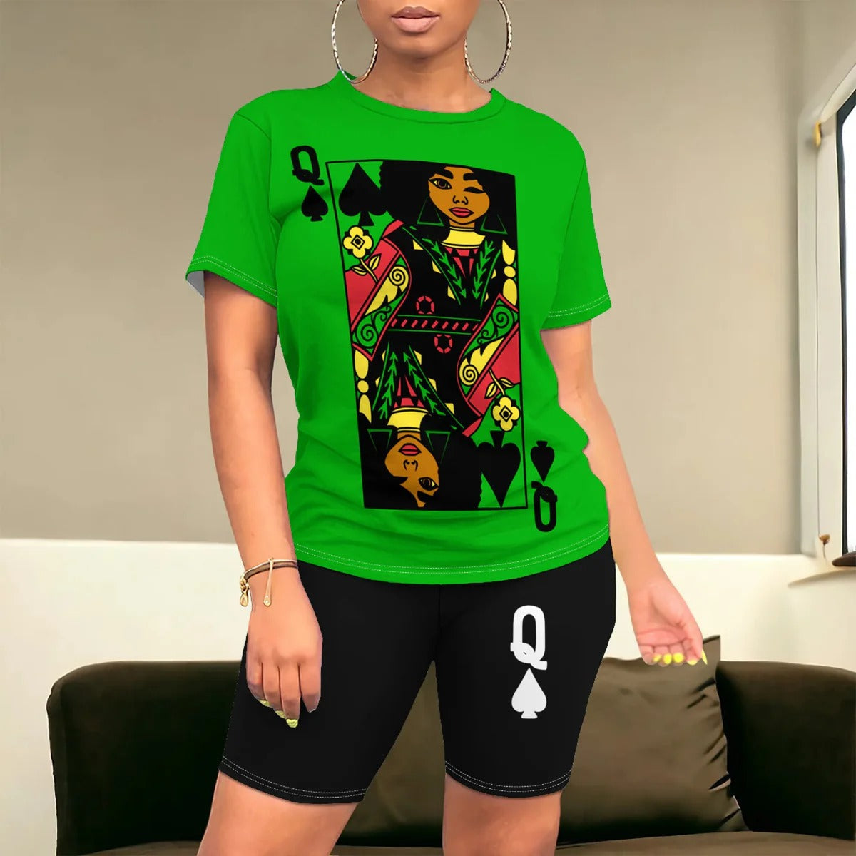 Women's Set with T-shirt and Shorts – Relaxed Fit – Artistic Print – Cotton