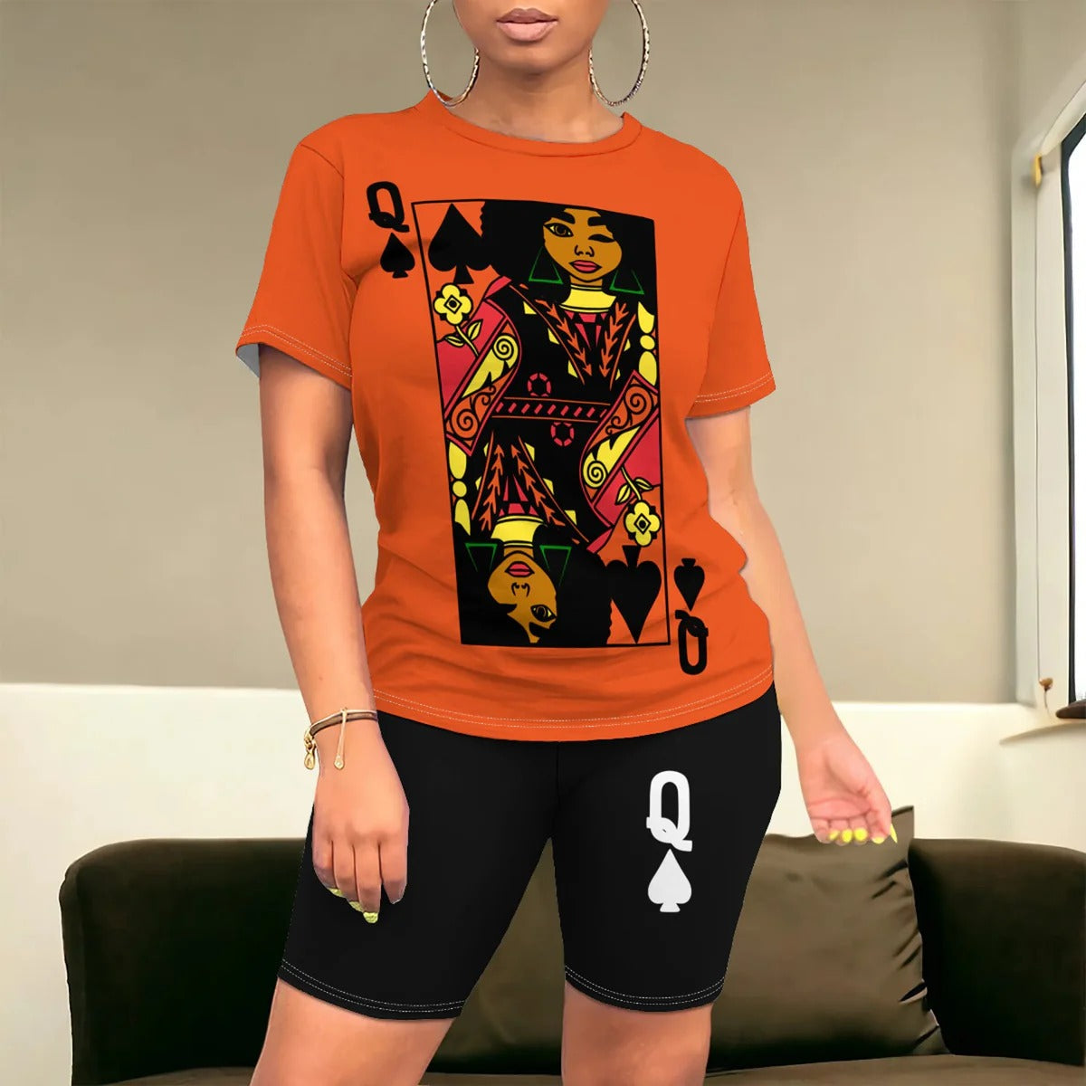 Women's Set with T-shirt and Shorts – Relaxed Fit – Artistic Print – Cotton