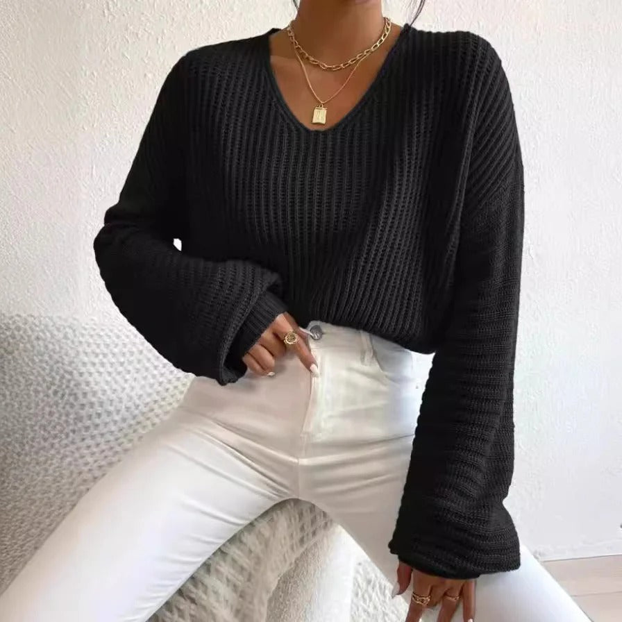Women's Sweater – Relaxed Fit – Ribbed Knit – Wide V-Neck – Long Sleeves