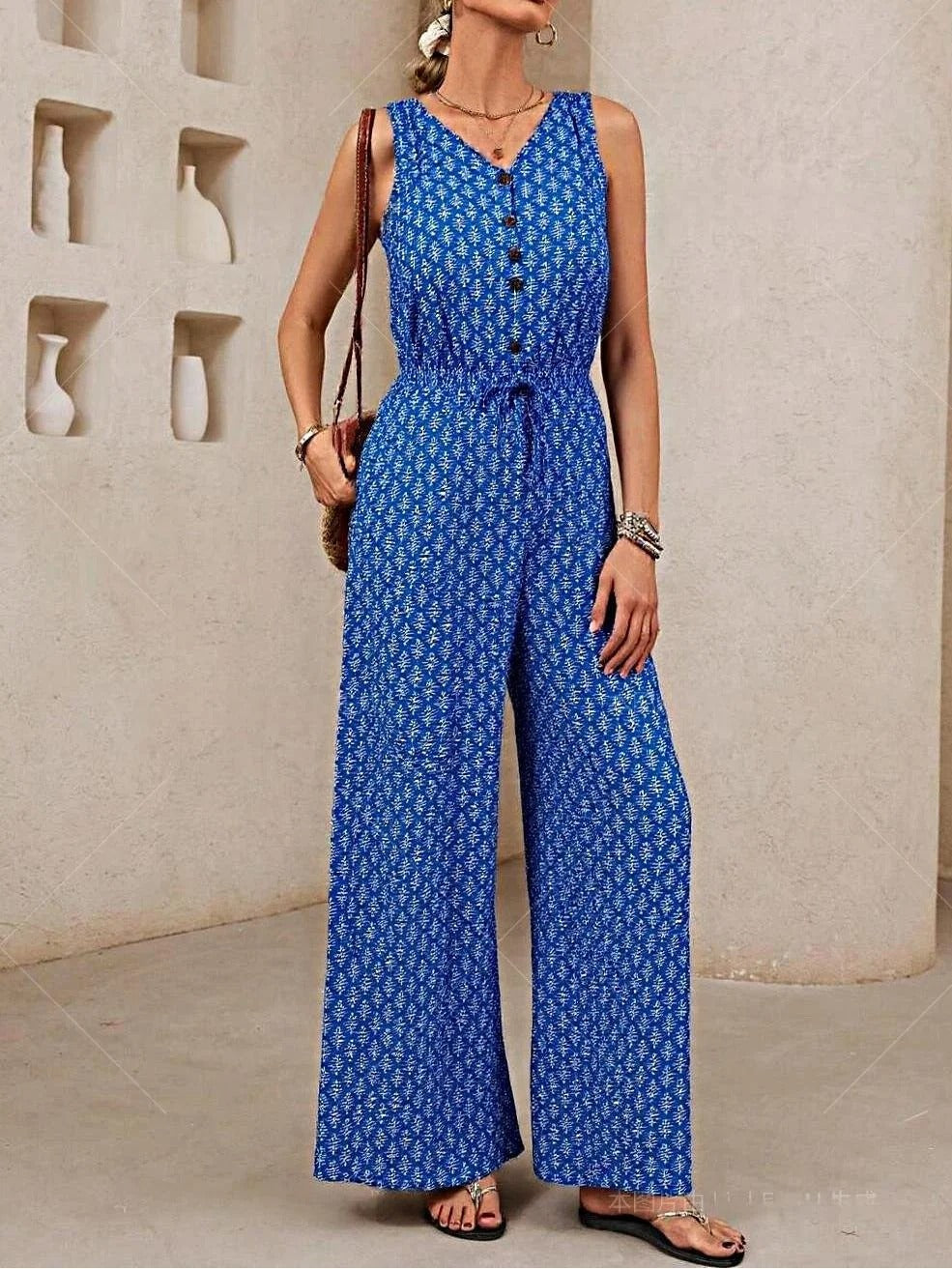 Women's jumpsuit – relaxed fit – wide legs – breathable fabric – drawstring waist