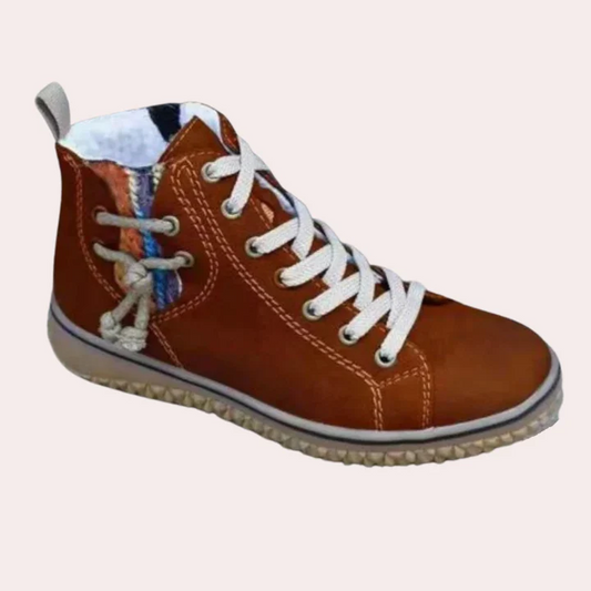 Women's ankle boots – smooth leather – lacing – slim fit – chunky sole