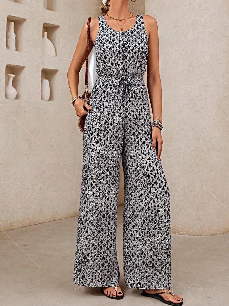 Women's jumpsuit – relaxed fit – wide legs – breathable fabric – drawstring waist