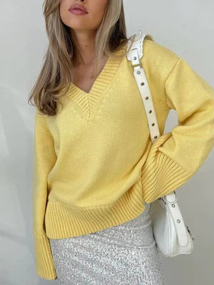 Women's Sweater with V-neck – Soft Knit – Relaxed Fit – Ribbed Details – Long Sleeves