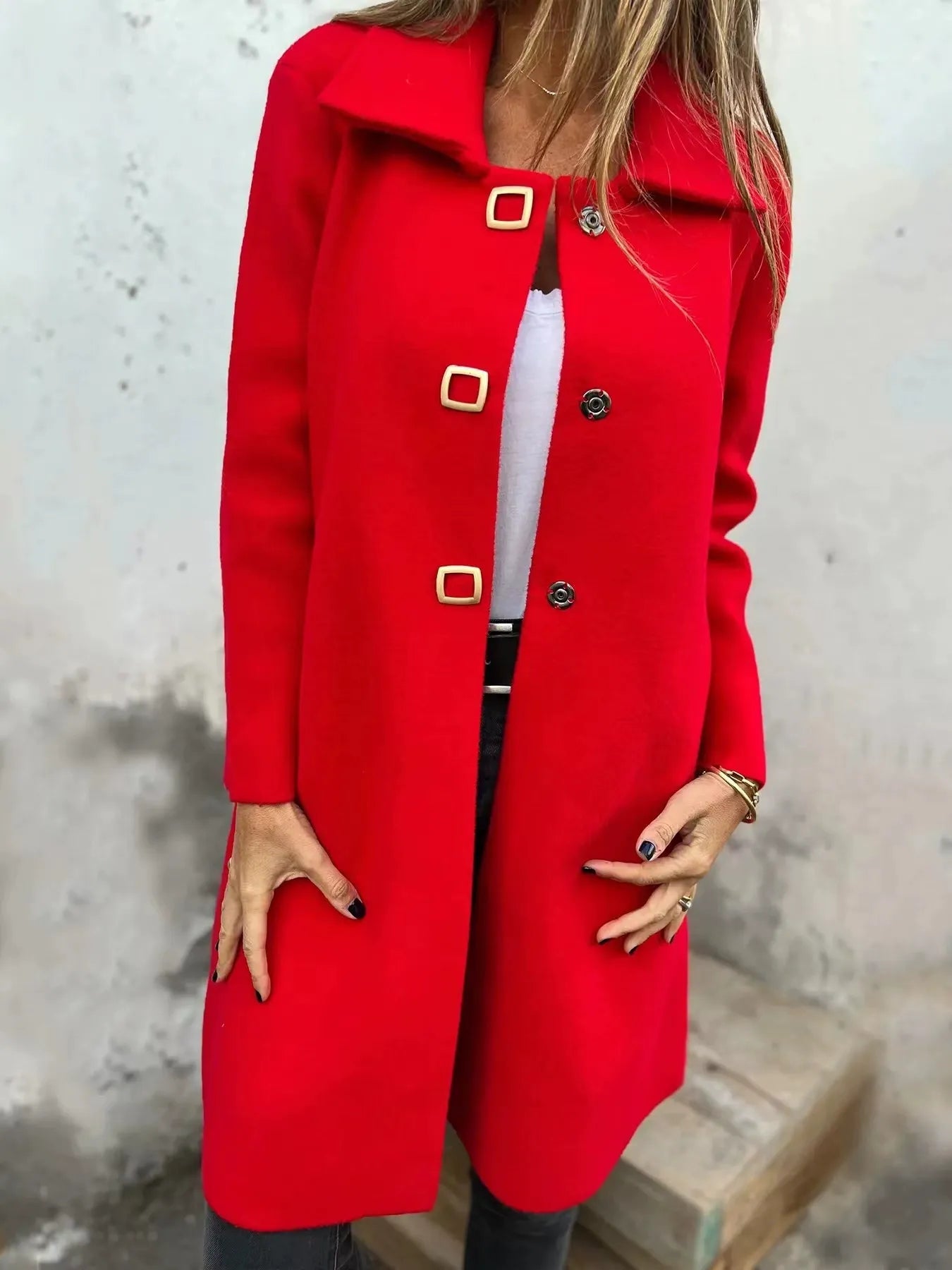 Women's Coat in Wool – Tailored Fit – Knee-Length – Single-Breasted Elegant Design