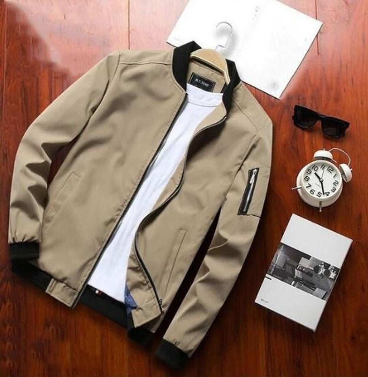 Men's Bomber Jacket – Wind Resistant – Relaxed Fit – Zipper – Sleeve Pocket
