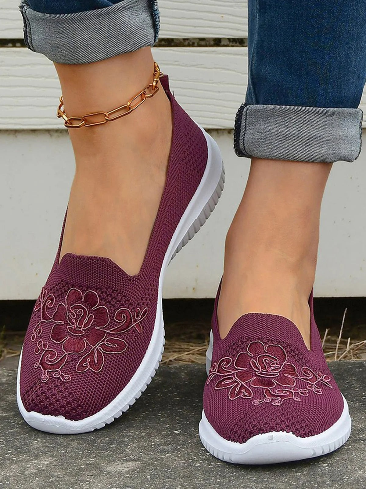 Women's Sneakers Slip-On – Breathable Knit – Floral Embroidered – Comfort Fit