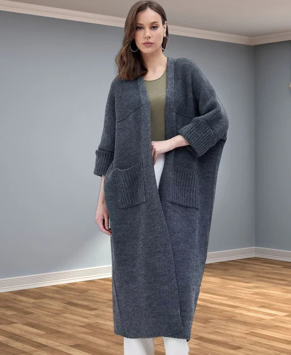 Women's knitted coat – oversized fit – chunky knit – V-neck with pockets