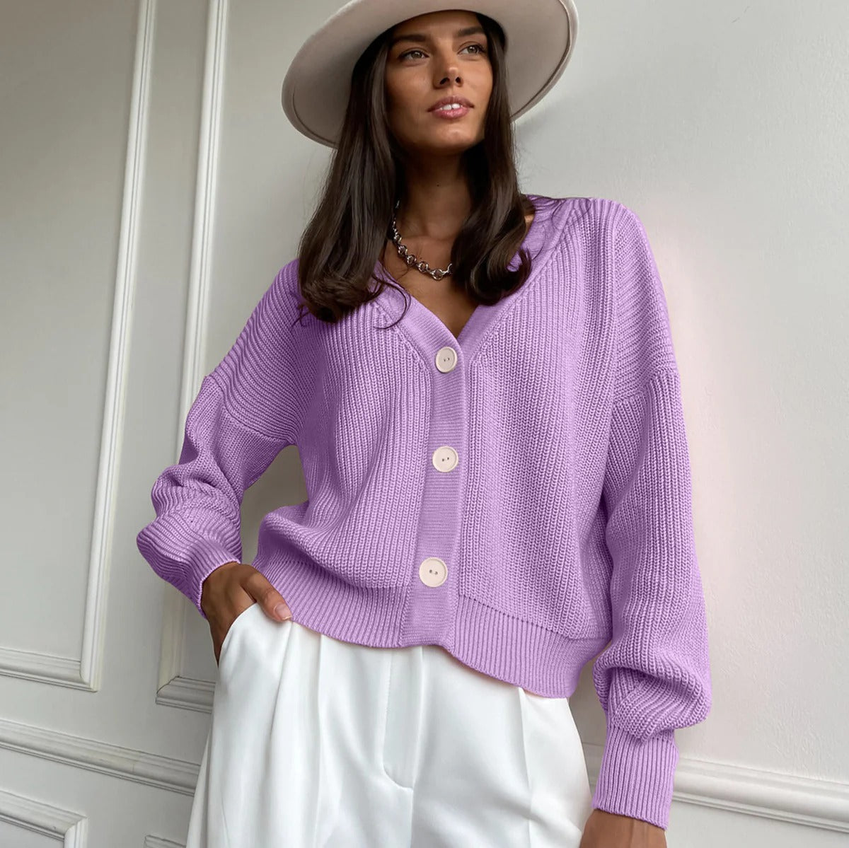 Women's Cardigan – Relaxed Fit – Rib Knit – V-Neck – Buttons – Rolled-Up Sleeves