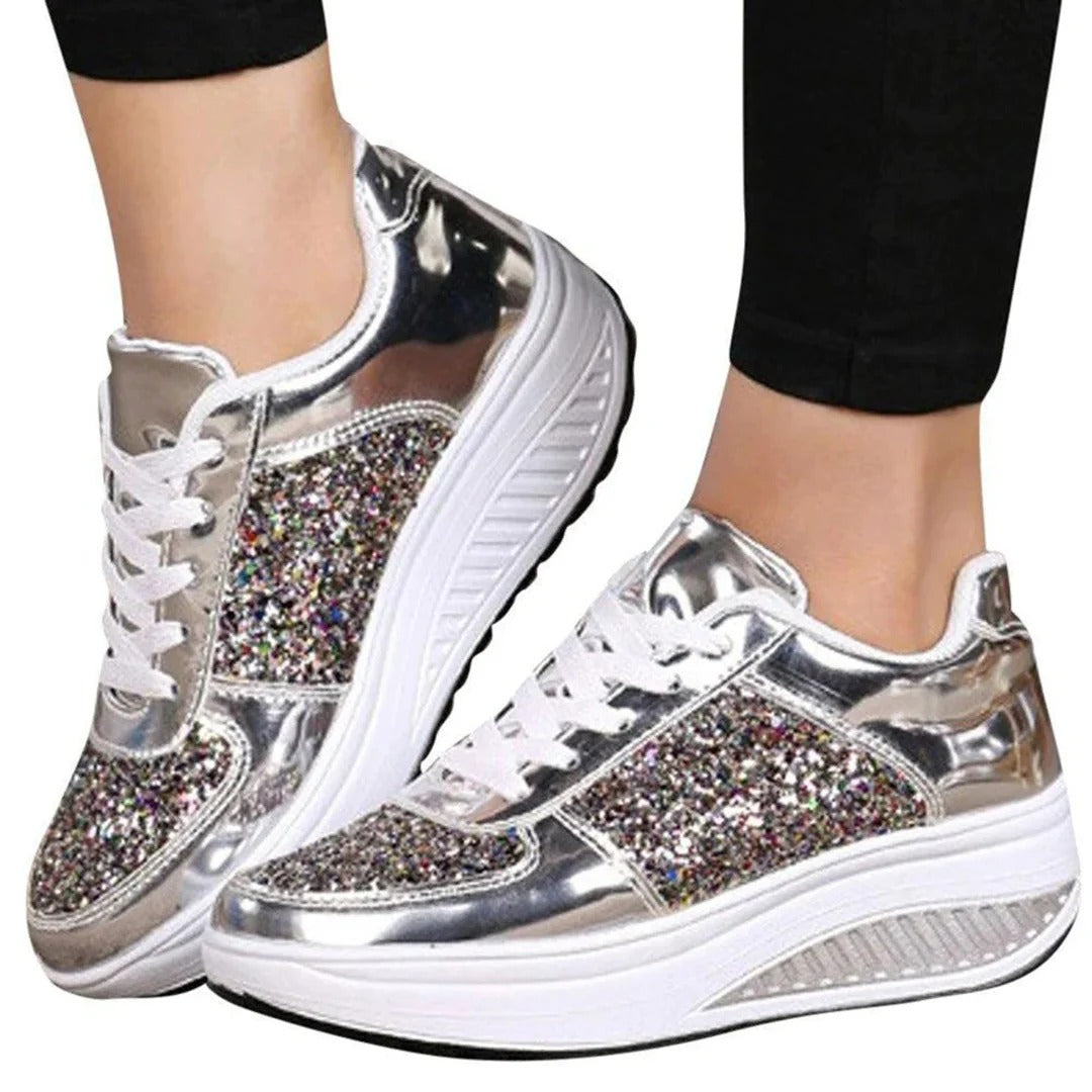 Women's Sneakers – Platform Sole – Glitter Details – Glossy Finish – Low Model
