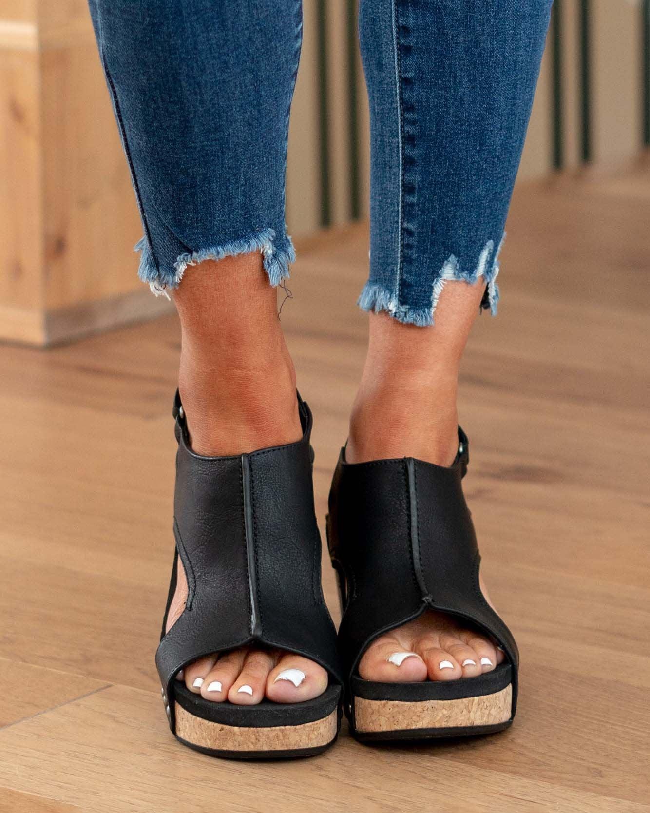 Women's Sandals – Ergonomic Fit – Open Toe – Supportive Footbed – Cut-Out Straps