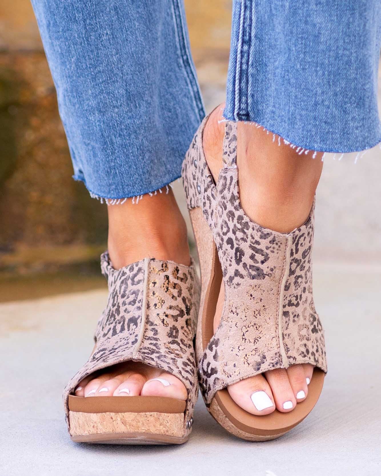 Women's Sandals – Ergonomic Fit – Open Toe – Supportive Footbed – Cut-Out Straps