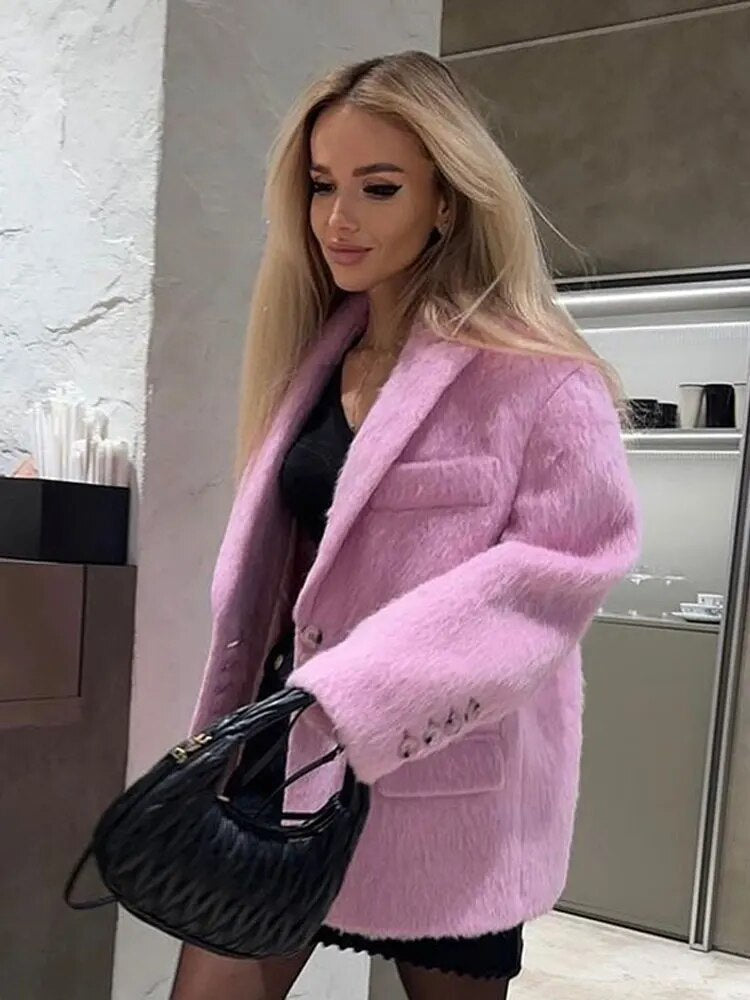 Dame Kåpe - Oversized Fluffy Design - Notch Krage - Knappelukking - Flapplommer