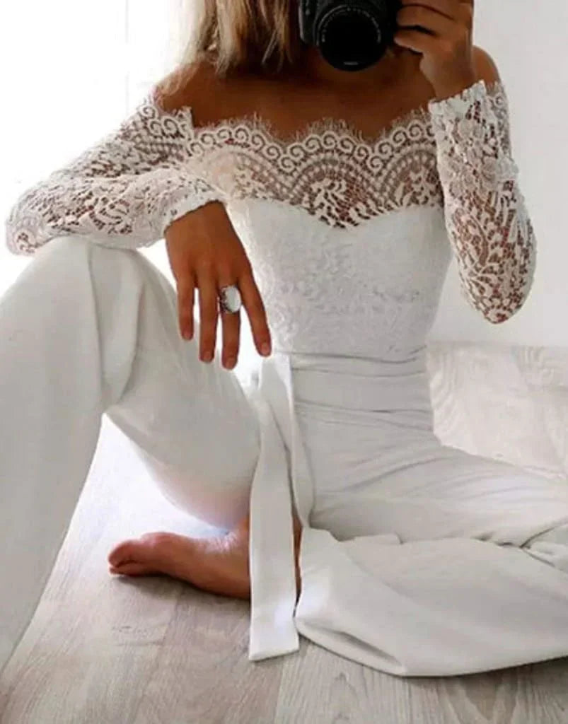 Women's jumpsuit – Slim fit – Off shoulder lace – Long sleeves – Waist belt