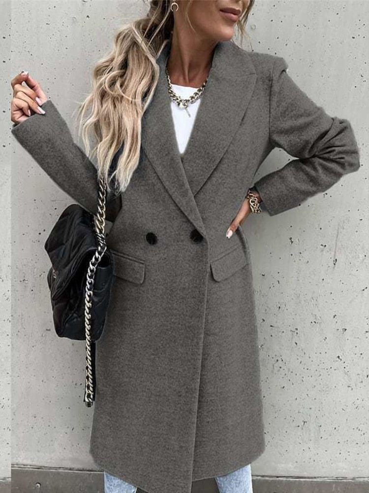 Women's Coat – Wool – Tailored Fit – Full Length – Classic Lapel – Buttons