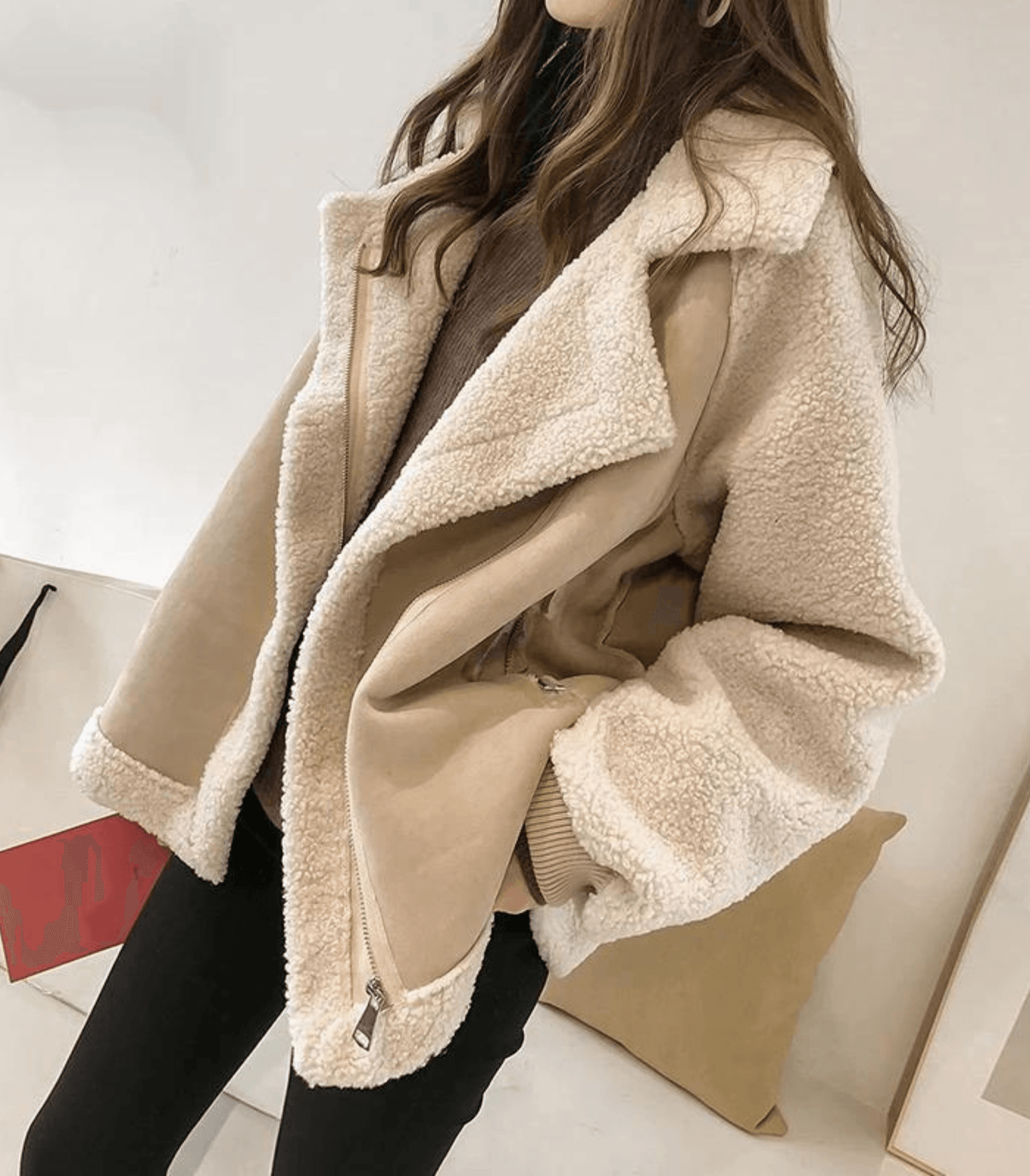 Dame Jakke - Oversized Passform - Myk Sherpa-Fôret - Glidelåslukking - Stilfull og Varm