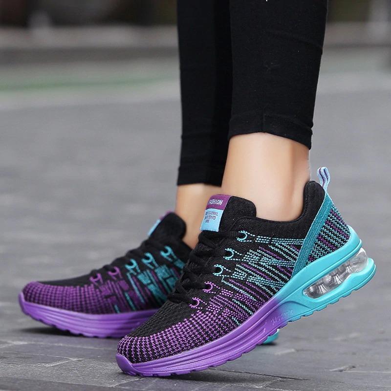 Women's Sneakers – Low Model – Breathable Mesh – Shock-Absorbing Air Sole – Lacing