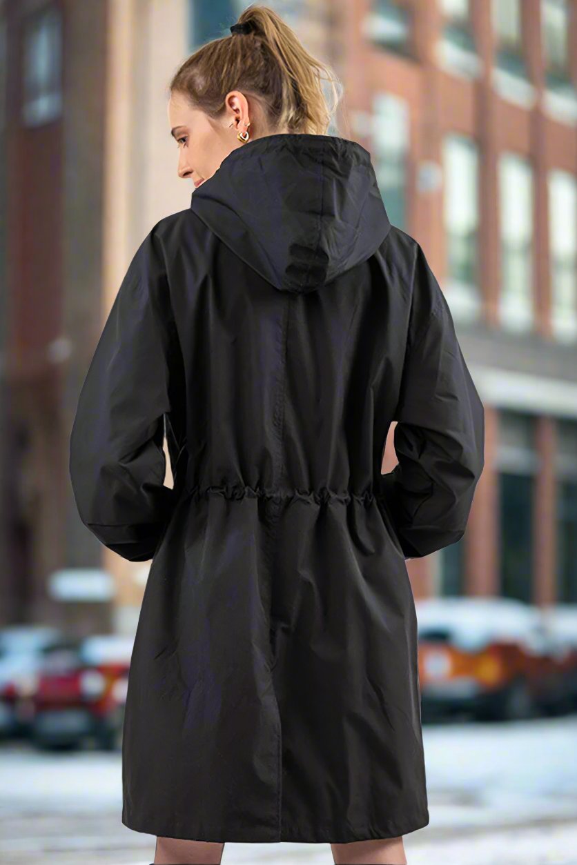 Women's Raincoat - Knee-Length - Adjustable Hood - Button Closure - Comfortable Fit