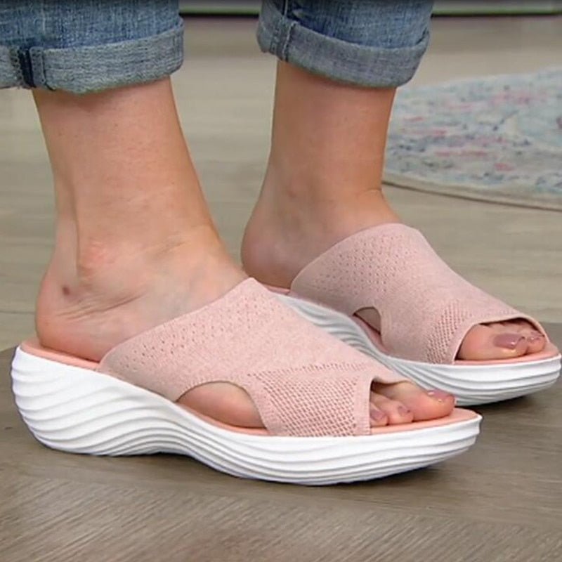 Women's Sandals – Slip-On Design – Soft Knit – Open Toe – Padded Platform Sole