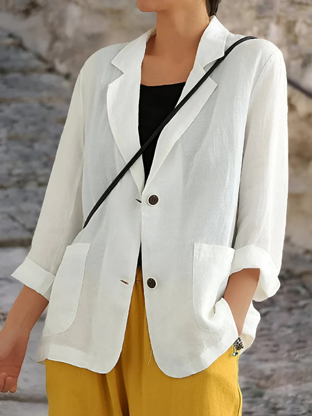 Women's Blazer – Relaxed Fit – Natural Fibers – 3/4 Sleeves – Patch Pockets