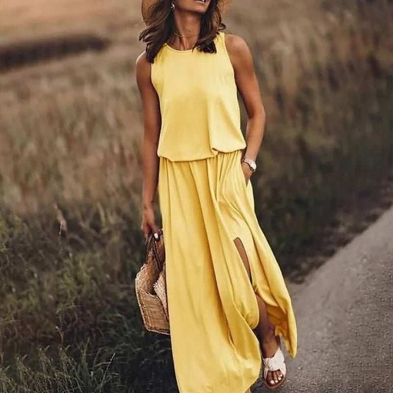Women's Maxi Dress – Sleeveless with Round Neck – Elastic Waist – Light and Airy Fit