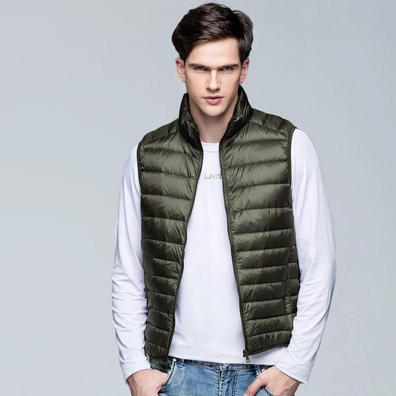 Men's Vest - Padded and Waterproof - Quilted Design - High Collar - Zipper Closure
