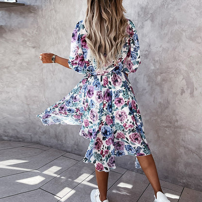 Women's Midi Dress – A-line Fit – V-neck – Short Sleeves – Floral Pattern